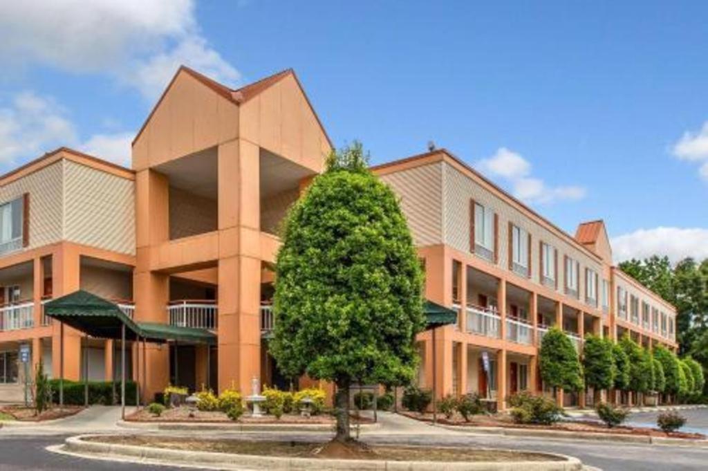 Quality Inn Homewood Birmingham I-65 Exterior photo